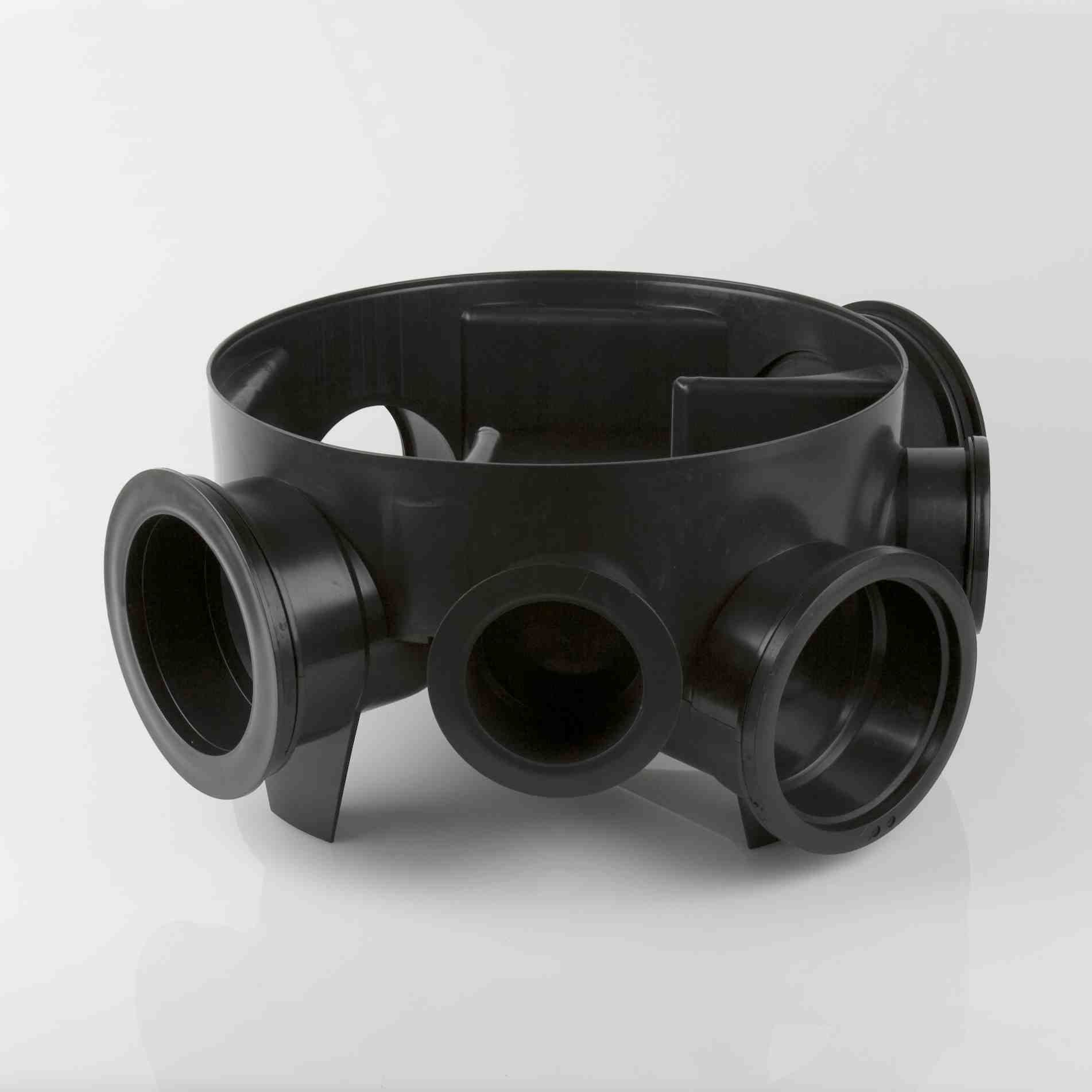B5696 - 450mm Dia. Chamber Base 160mm (Incl 3 Socket Plugs) - Image 1