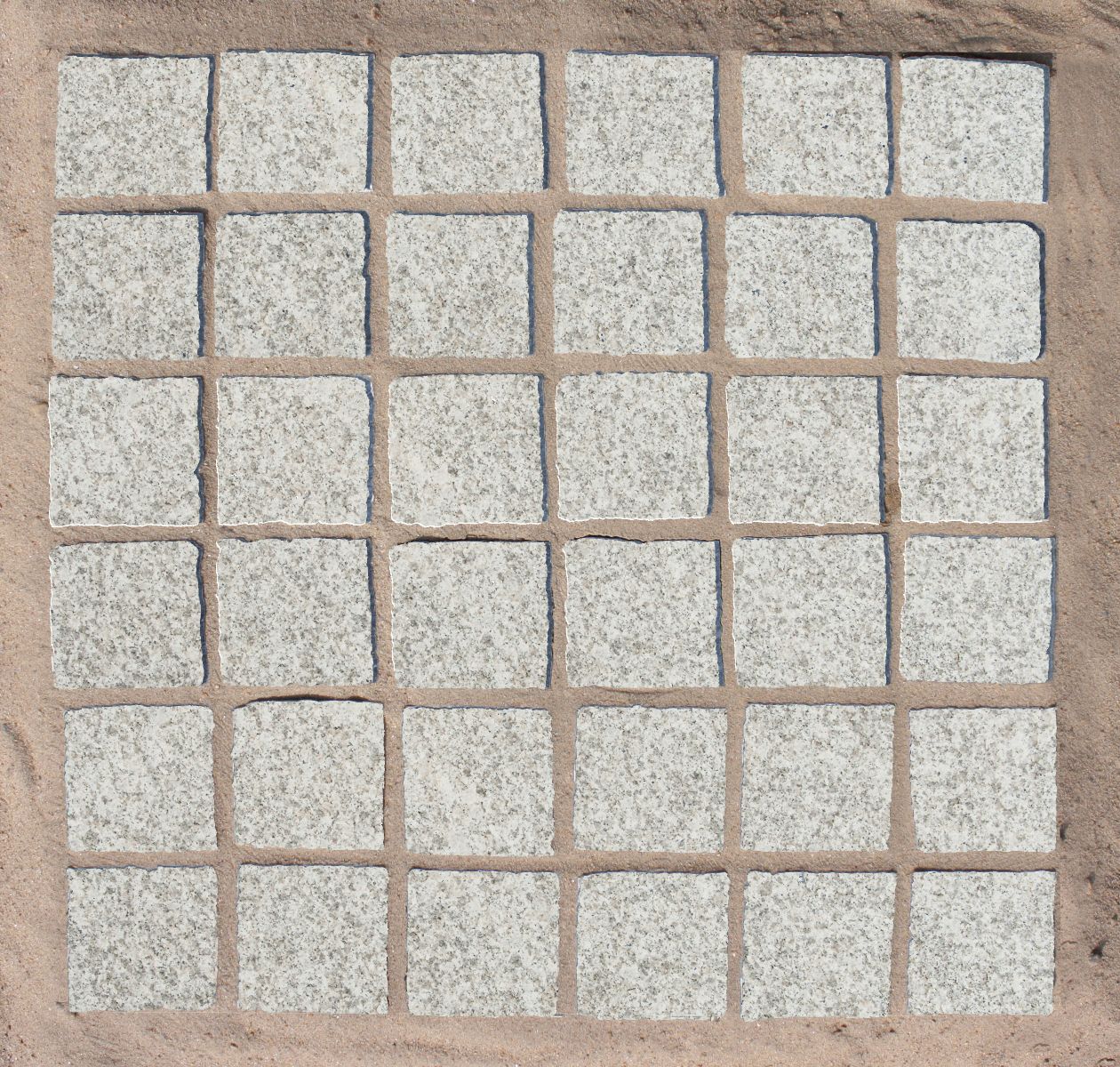 Silver Granite Setts - 200x100 |12m2 | 600pcs - Image 1