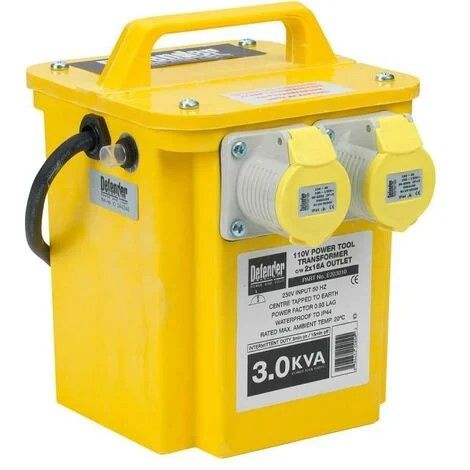 Defender 3Kva Transformer 2X16 Amp Outlets - Image 1