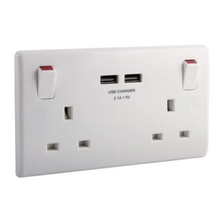 Nexus White 13A Double Switch Socket & 2 Usb