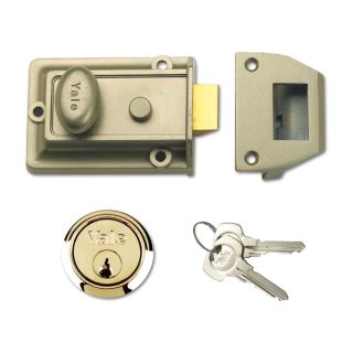 P77 Traditional Nightlatch